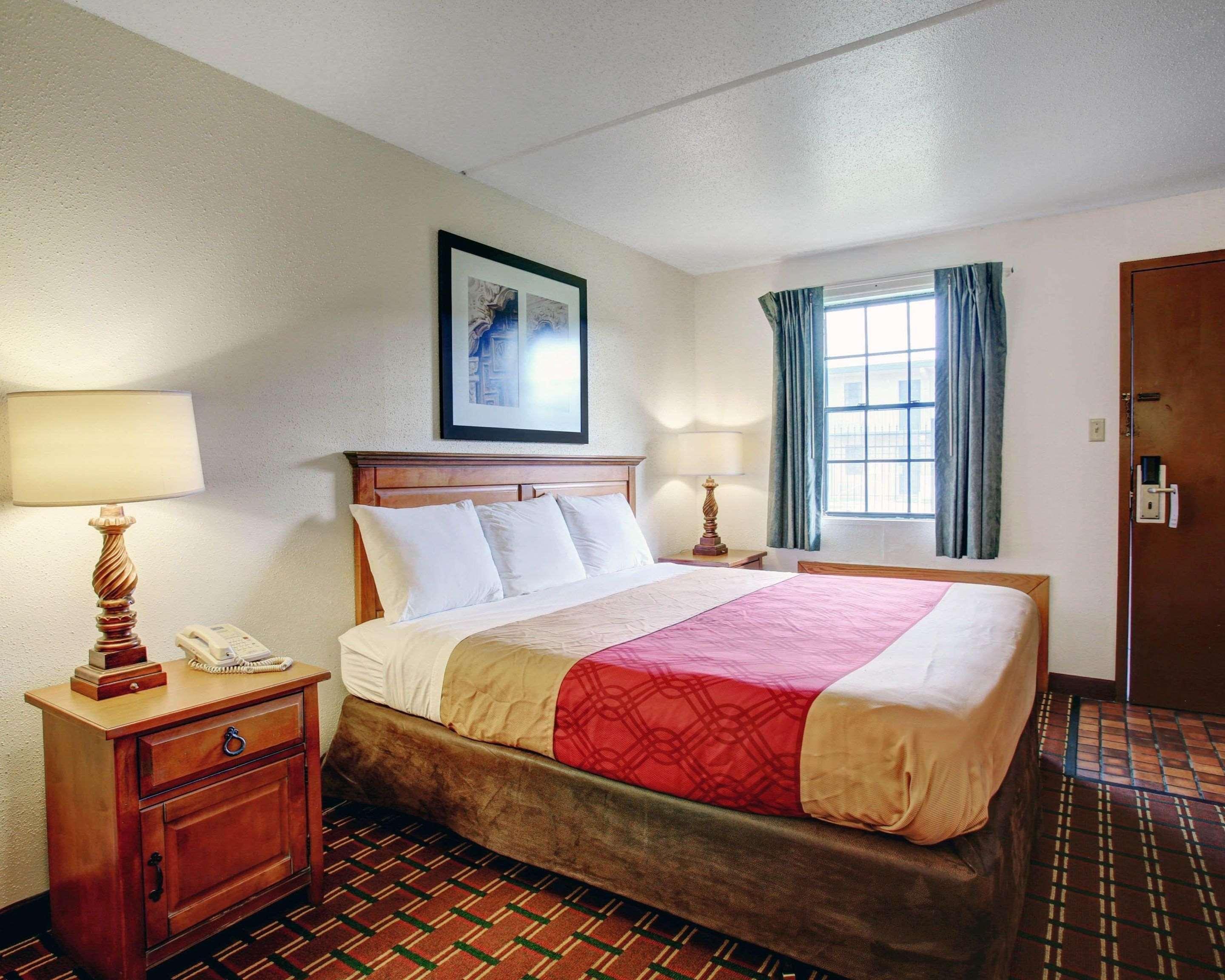 Rodeway Inn New Braunfels Exteriör bild