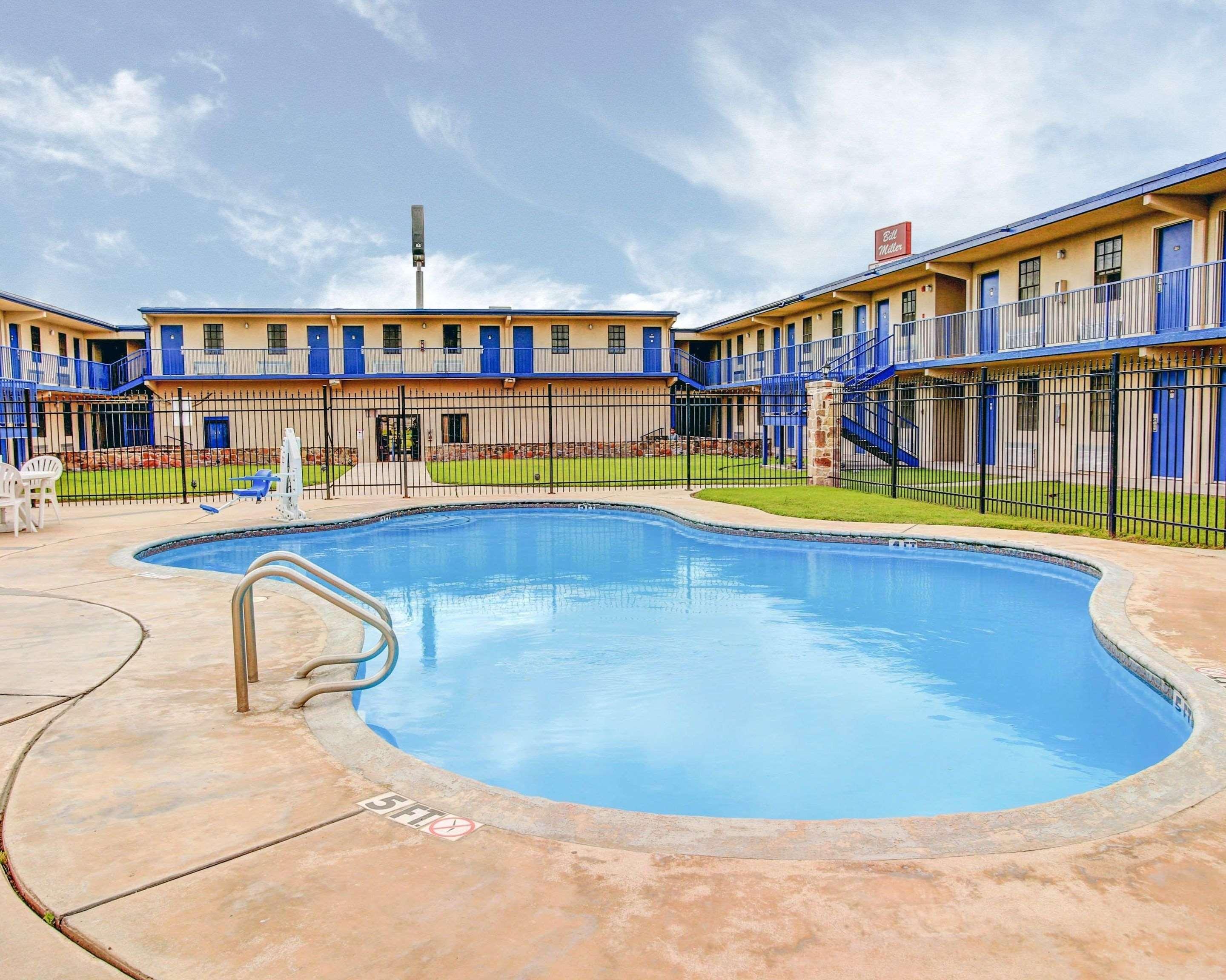 Rodeway Inn New Braunfels Exteriör bild